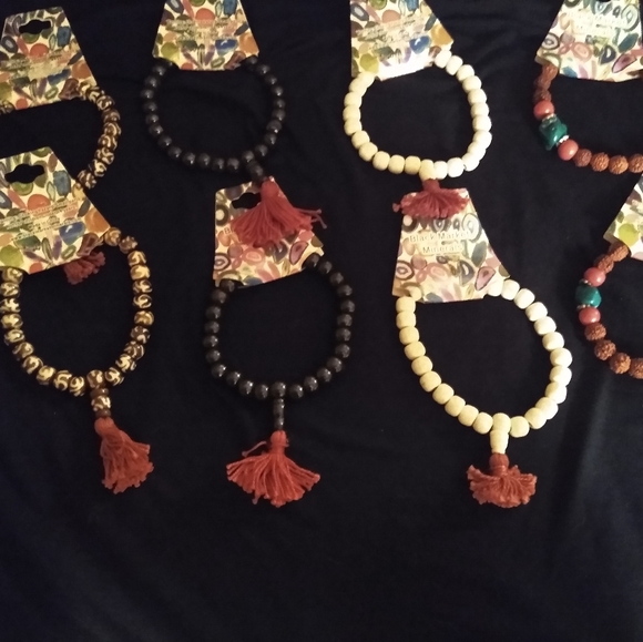 Beaded bracelets with tassle - Picture 2 of 5